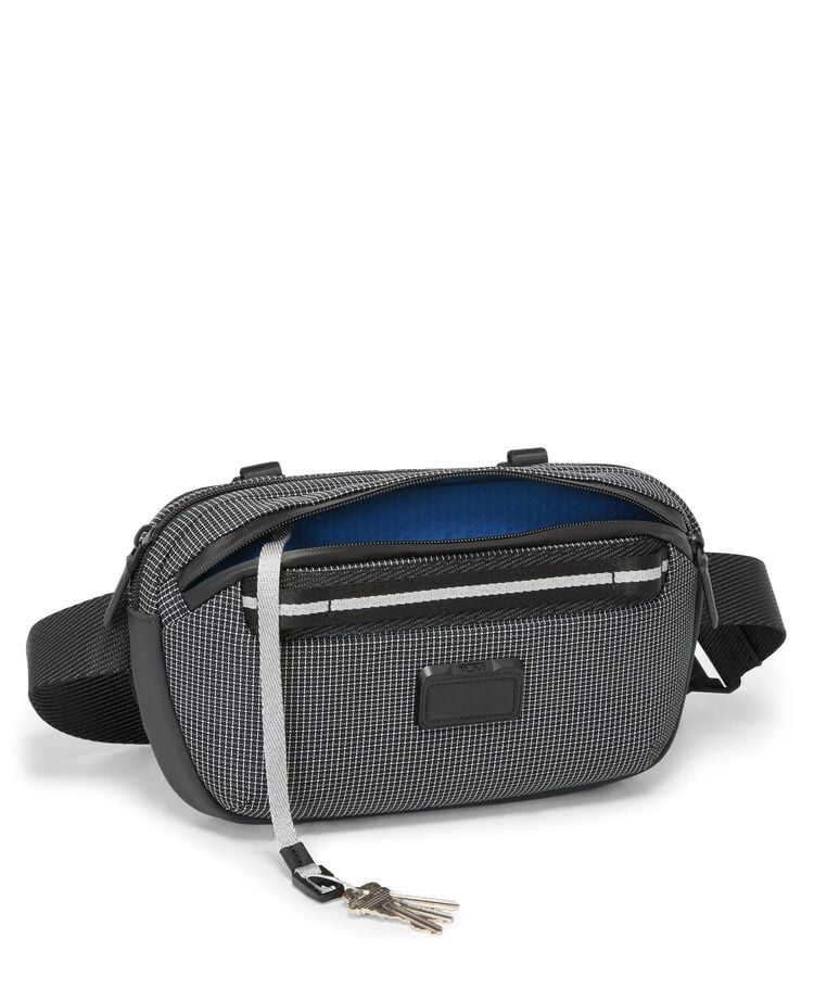กระเป๋าคาดอกจักรยานเพย์ตัน Peyton Bike Sling  hi-res | TUMI