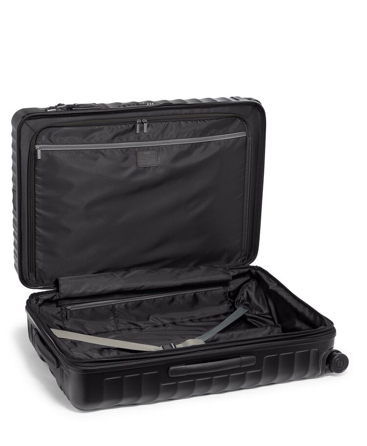 19 DEGREE กระเป๋าเดินทางขยายได้ Extended Trip Expandable 4 Wheel Packing Case  hi-res | TUMI