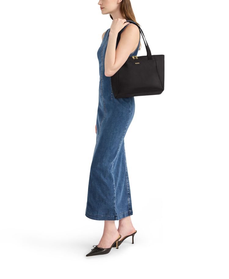 VOYAGEUR กระเป๋าโท้ท ขนาดเล็ก รุ่น Just In Case&reg;  hi-res | TUMI