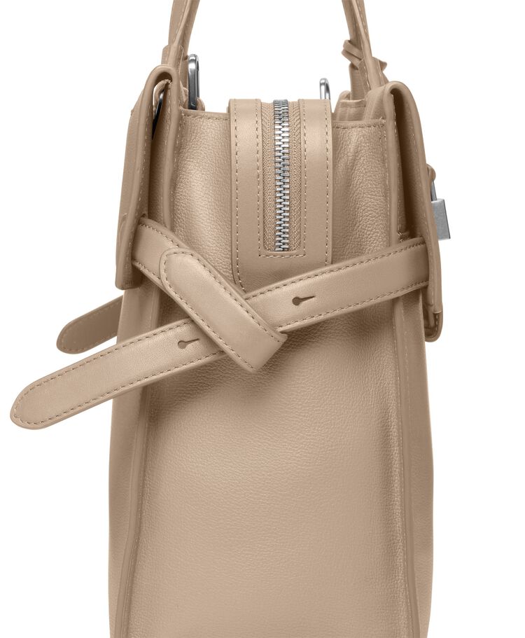 AGENT กระเป๋าโท้ท ขนาดกลาง Agent Medium Tote  hi-res | TUMI