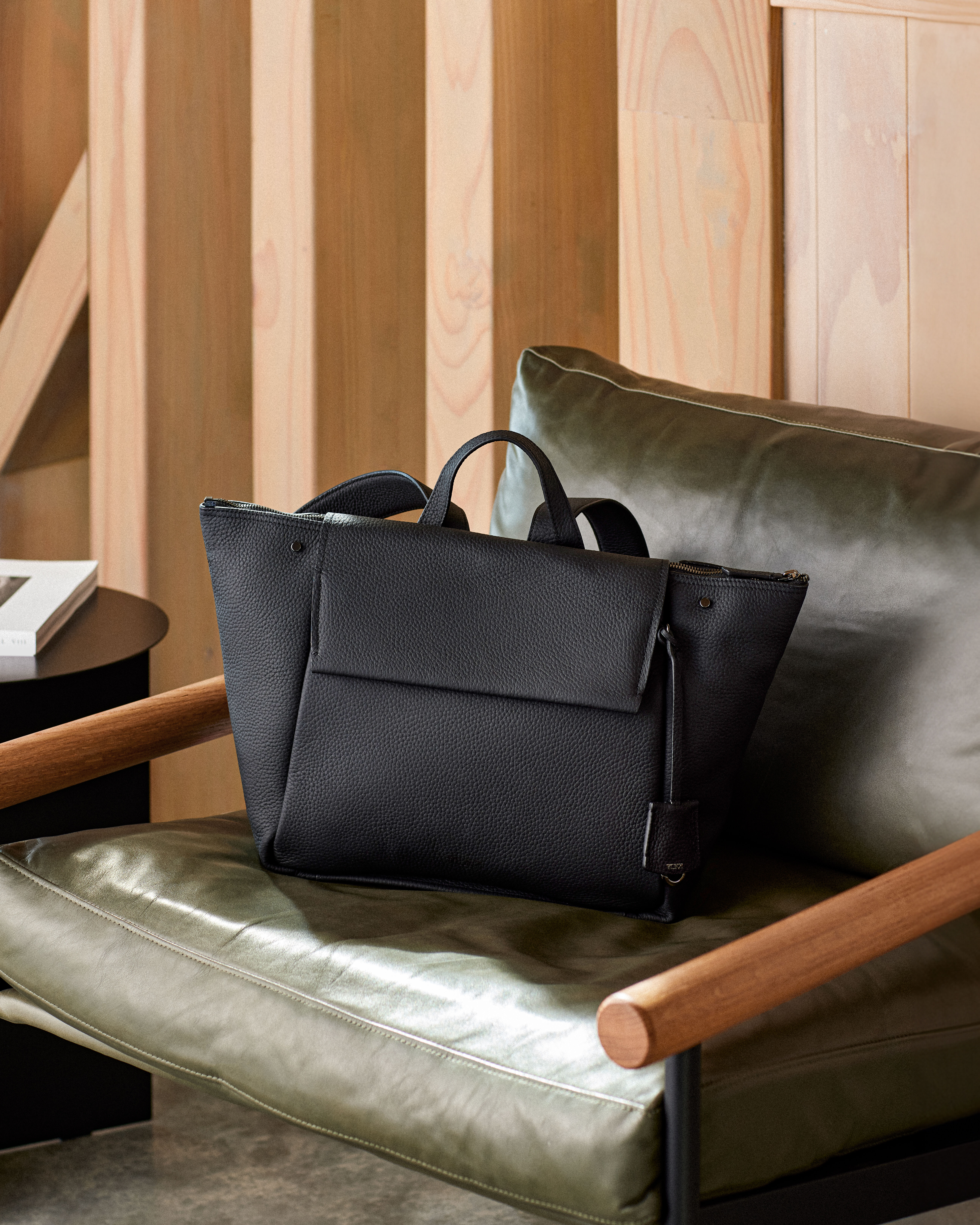 Tumi georgica sale