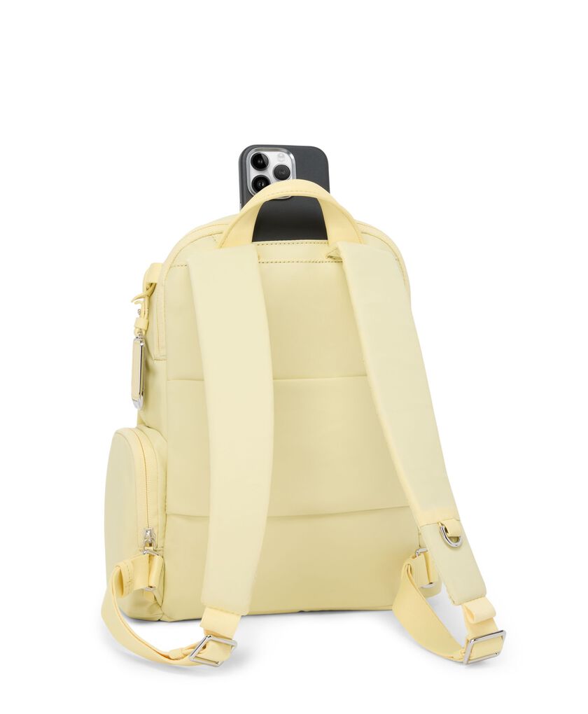 VOYAGEUR กระเป๋าเป้ขนาดกลาง Celina Medium Backpack  hi-res | TUMI