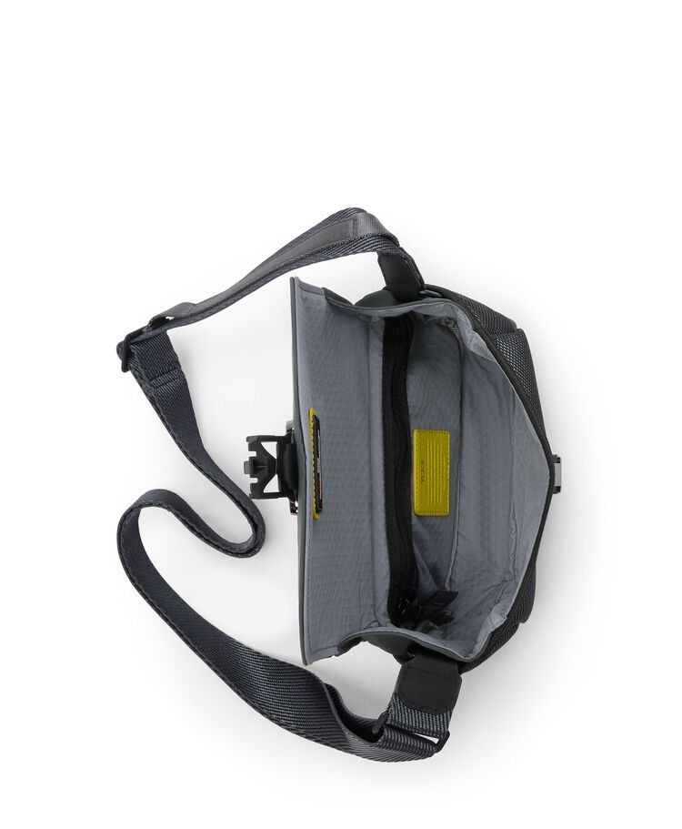 ALPHA BRAVO กระเป๋าสะพายข้าง Compass Flap Crossbody  hi-res | TUMI