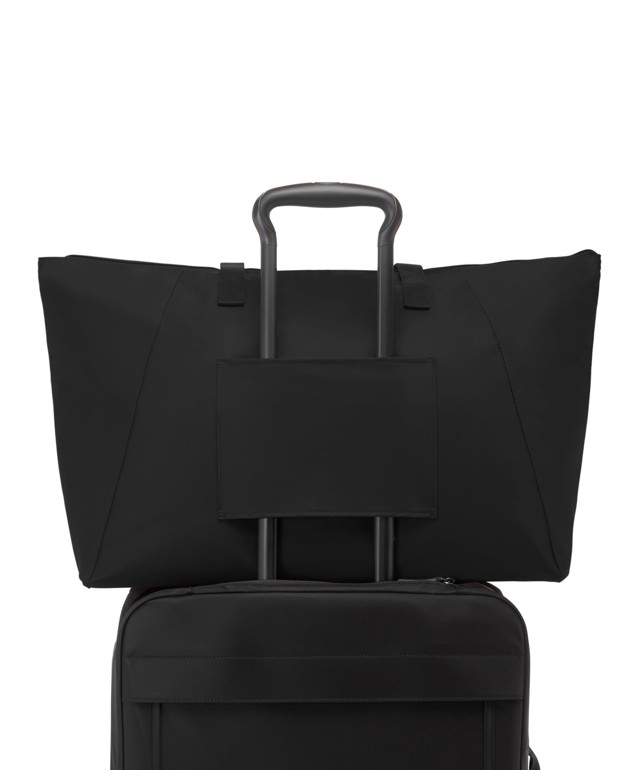 Tumi VOYAGEUR JUST IN CASE TOTE | TUMI Thailand