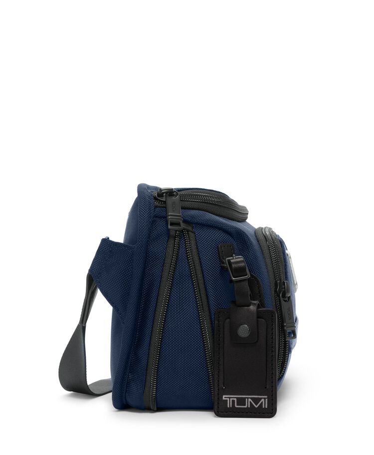 กระเป๋าคาดอกขนาดใหญ่ Large Sling  hi-res | TUMI