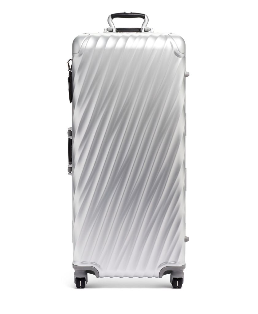 19 DEGREE ALUMINUM กระเป๋าเดินทางขนาดใหญ่ Rolling Trunk  hi-res | TUMI