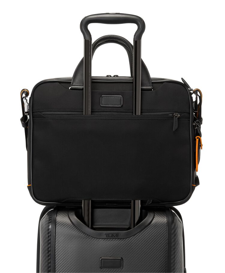 กระเป๋าเอกสาร Axle Slim Brief  hi-res | TUMI