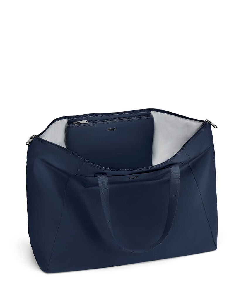 VOYAGEUR กระเป๋าโท้ท รุ่น Just In Case&reg;  hi-res | TUMI
