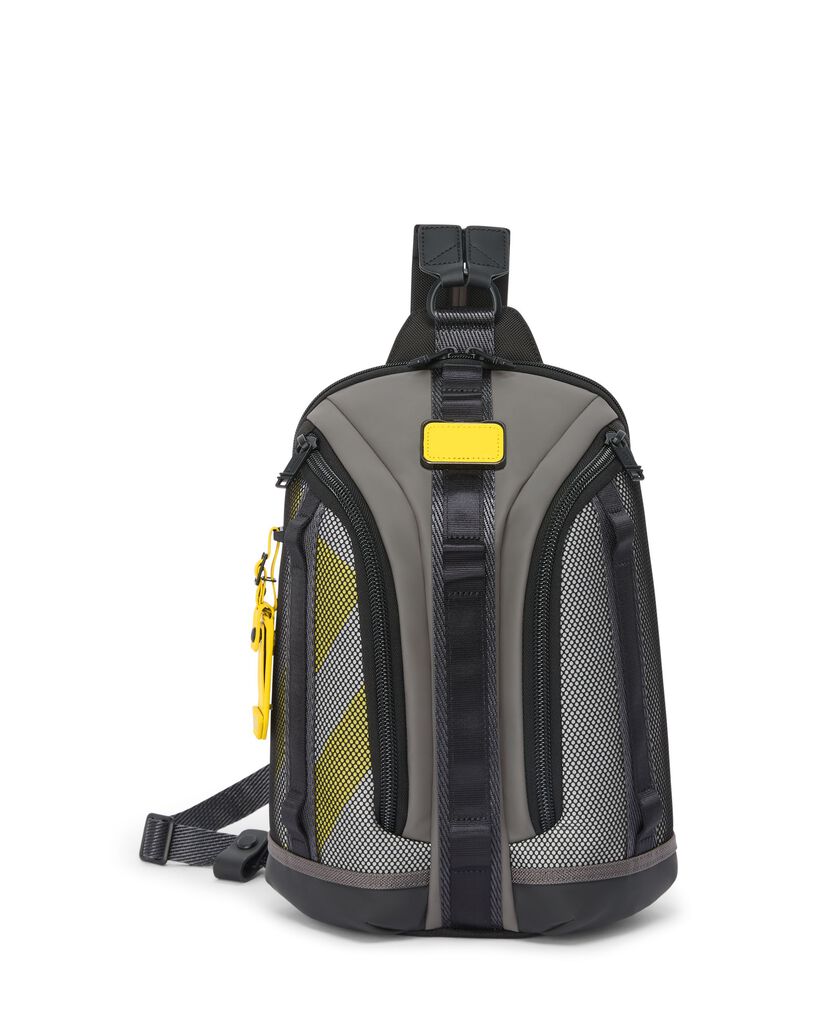 ALPHA BRAVO กระเป๋าสะพายข้าง Knight Sling  hi-res | TUMI