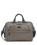 กระเป๋าเอกสารซิปด้านบน Medium 15" Briefcase