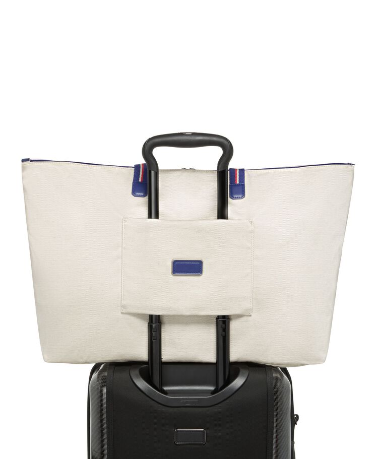 กระเป๋าโท้ทพับได้ Just In Case Tote  hi-res | TUMI