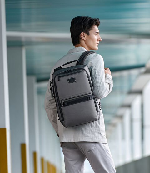 ALPHA BRAVO กระเป๋าเป๋สะพายหลัง Dynamic Backpack  lifestyle | TUMI