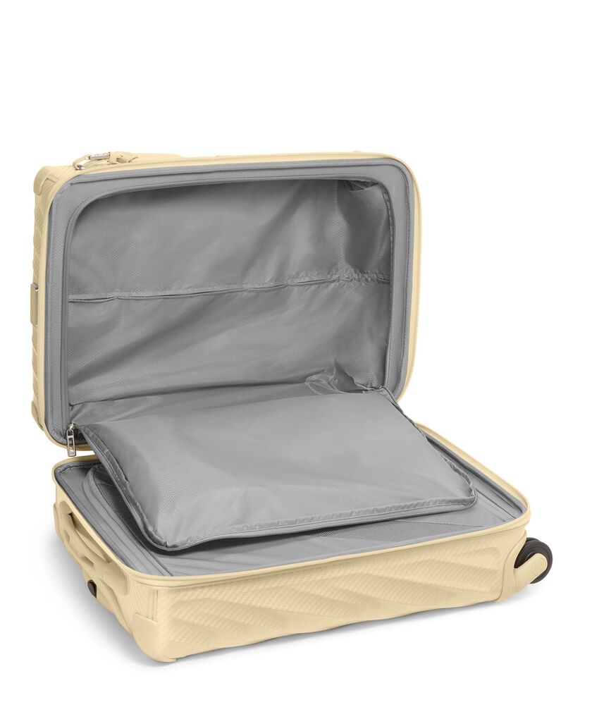 19 DEGREE LITE กระเป๋าเดินทางขึ้นเครื่อง International Carry-On  hi-res | TUMI