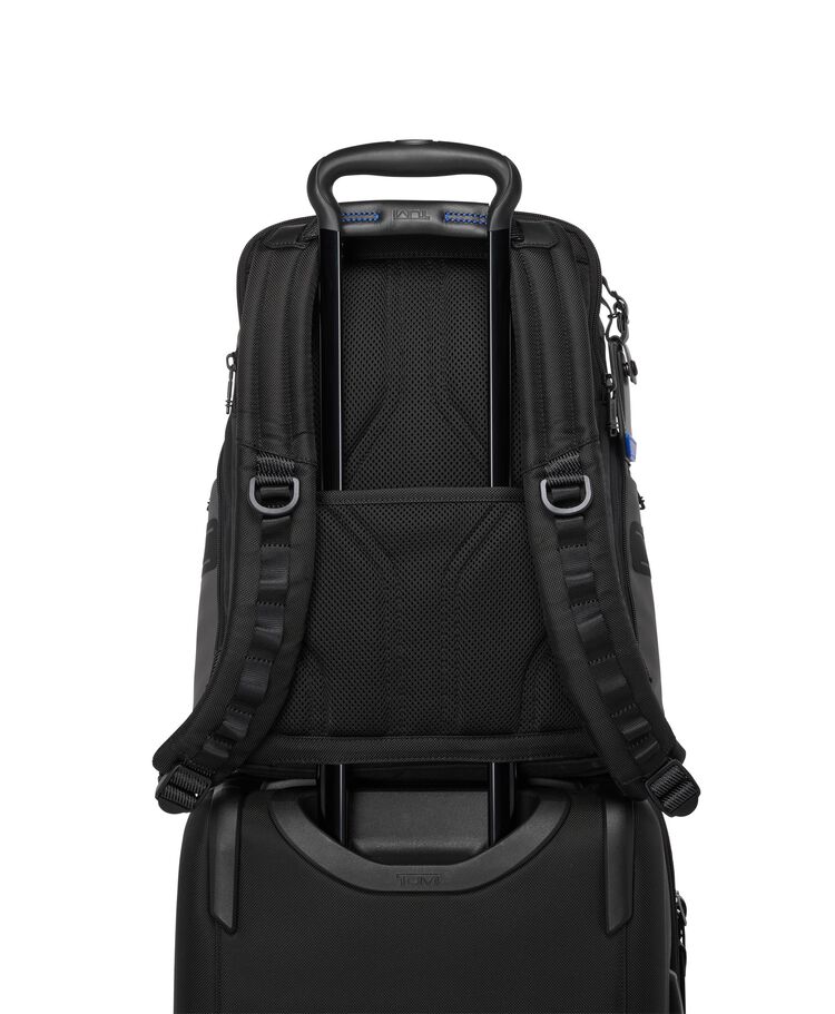 ALPHA BRAVO กระเป๋าเป้ Navigation Backpack  hi-res | TUMI