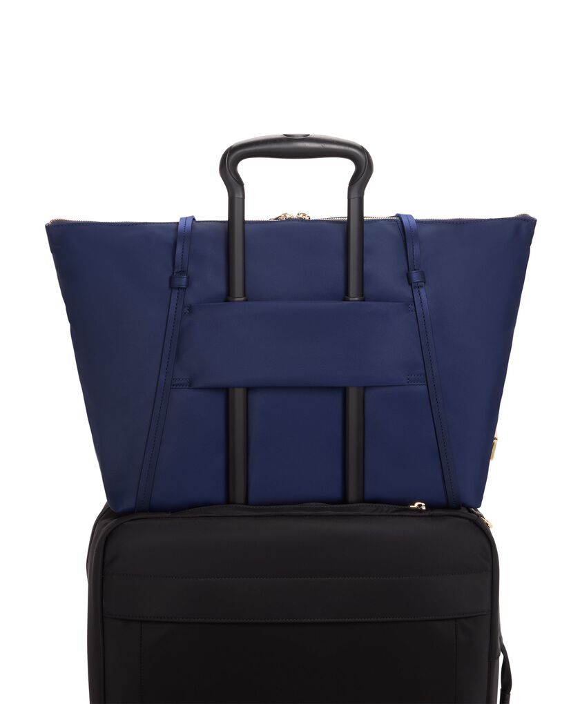 VOYAGEUR กระเป๋าโท้ท Q Tote  hi-res | TUMI