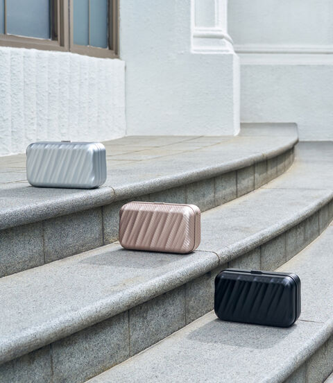 19 DEGREE ALUMINUM MINAUDIERE  lifestyle | TUMI