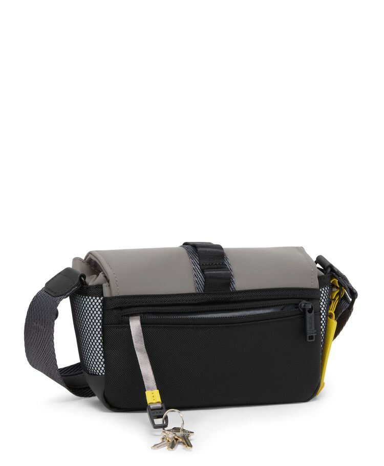 ALPHA BRAVO กระเป๋าสะพายข้าง Compass Flap Crossbody  hi-res | TUMI