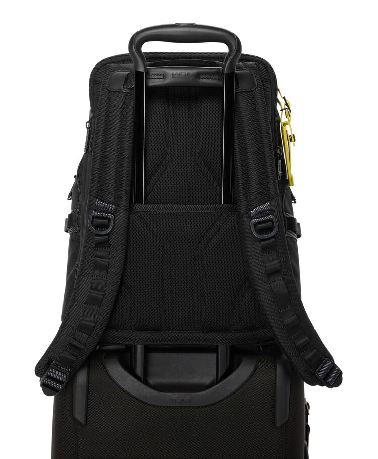 ALPHA BRAVO กระเป๋าเป้ Navigation Backpack  hi-res | TUMI