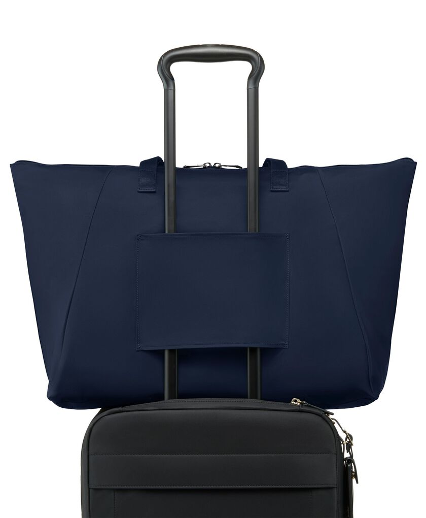 VOYAGEUR กระเป๋าโท้ท รุ่น Just In Case&reg;  hi-res | TUMI