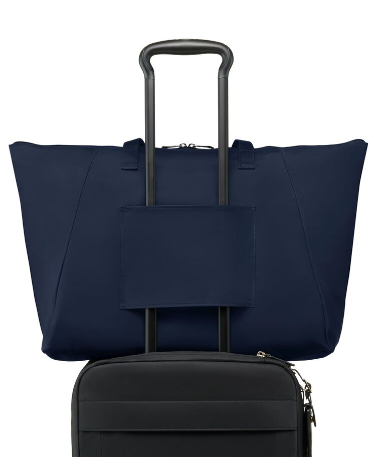 VOYAGEUR กระเป๋าโท้ท รุ่น Just In Case&reg;  hi-res | TUMI