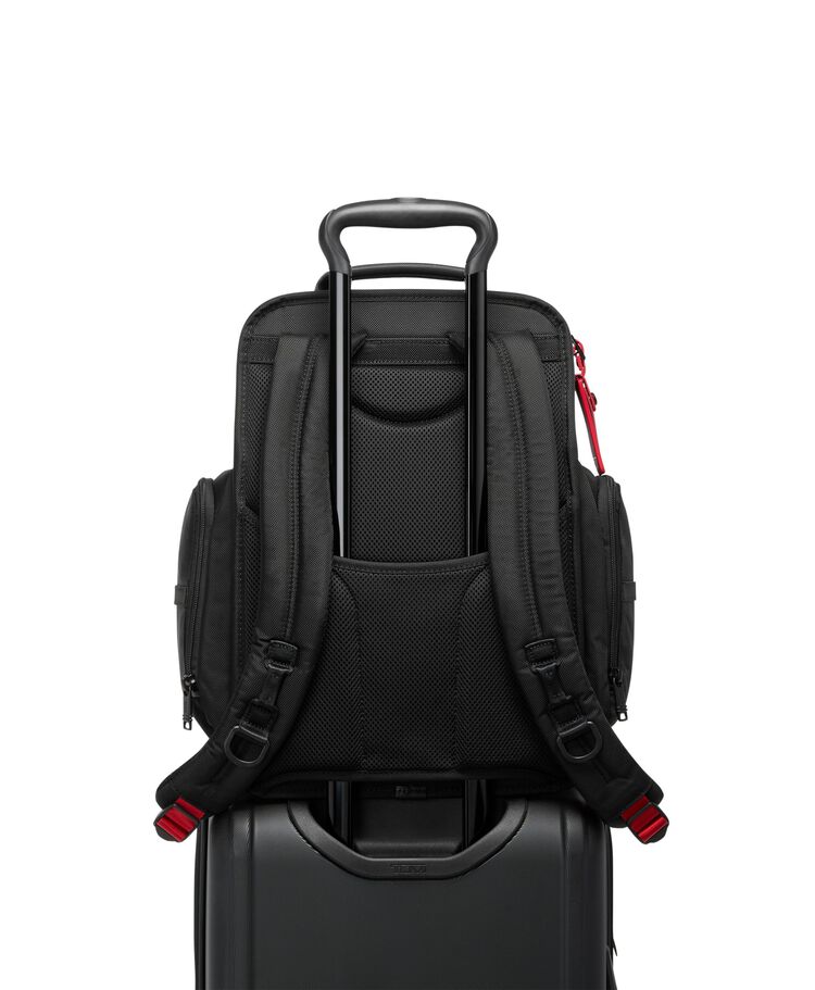 กระเป๋าเป้สะพายหลัง Tumi Brief Pack  hi-res | TUMI