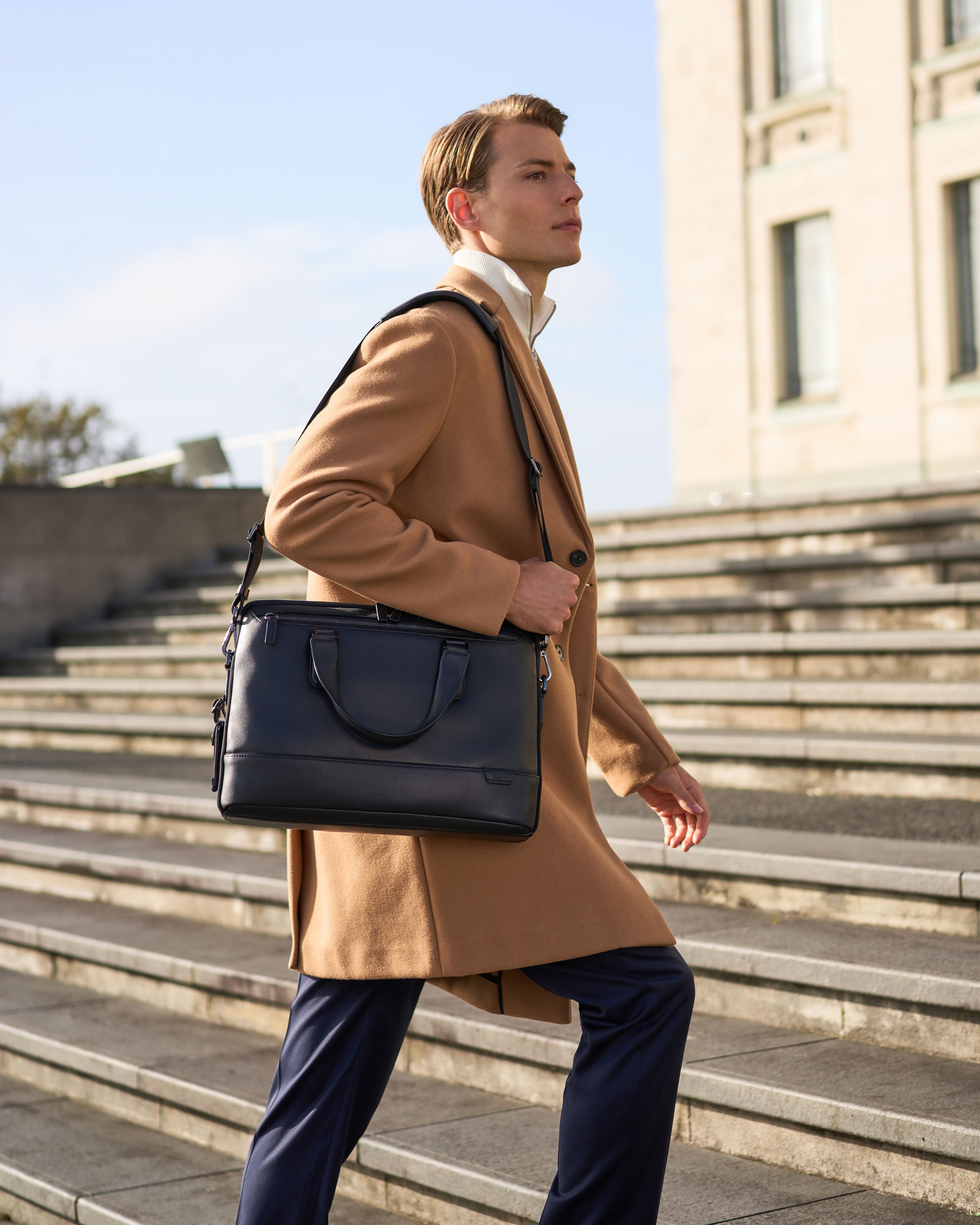 Tumi TUMI HARRISON AVONDALE TOP ZIP BRIEF | TUMI Thailand