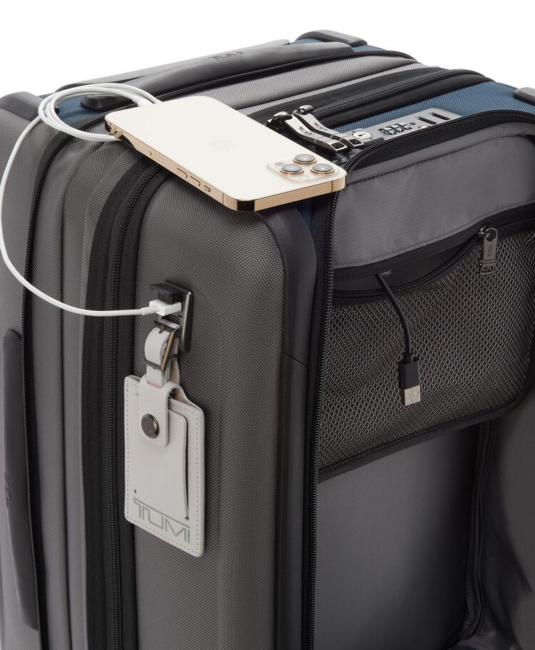 ALPHA กระเป๋าเดินทางขึ้นเครื่อง International Dual Access 4 Wheeled Carry-On  hi-res | TUMI