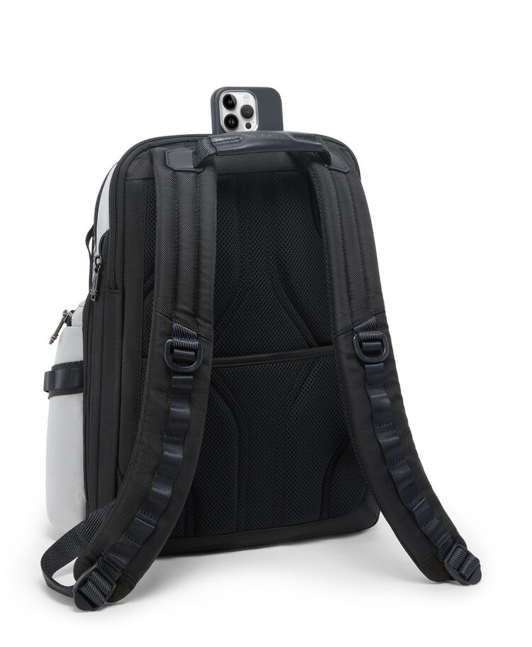 กระเป๋าเป้ Navigation Backpack  hi-res | TUMI