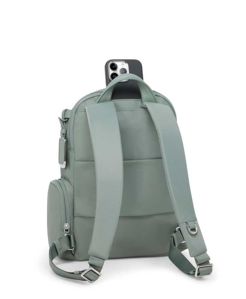 VOYAGEUR กระเป๋าเป้ขนาดกลาง Celina Medium Backpack  hi-res | TUMI