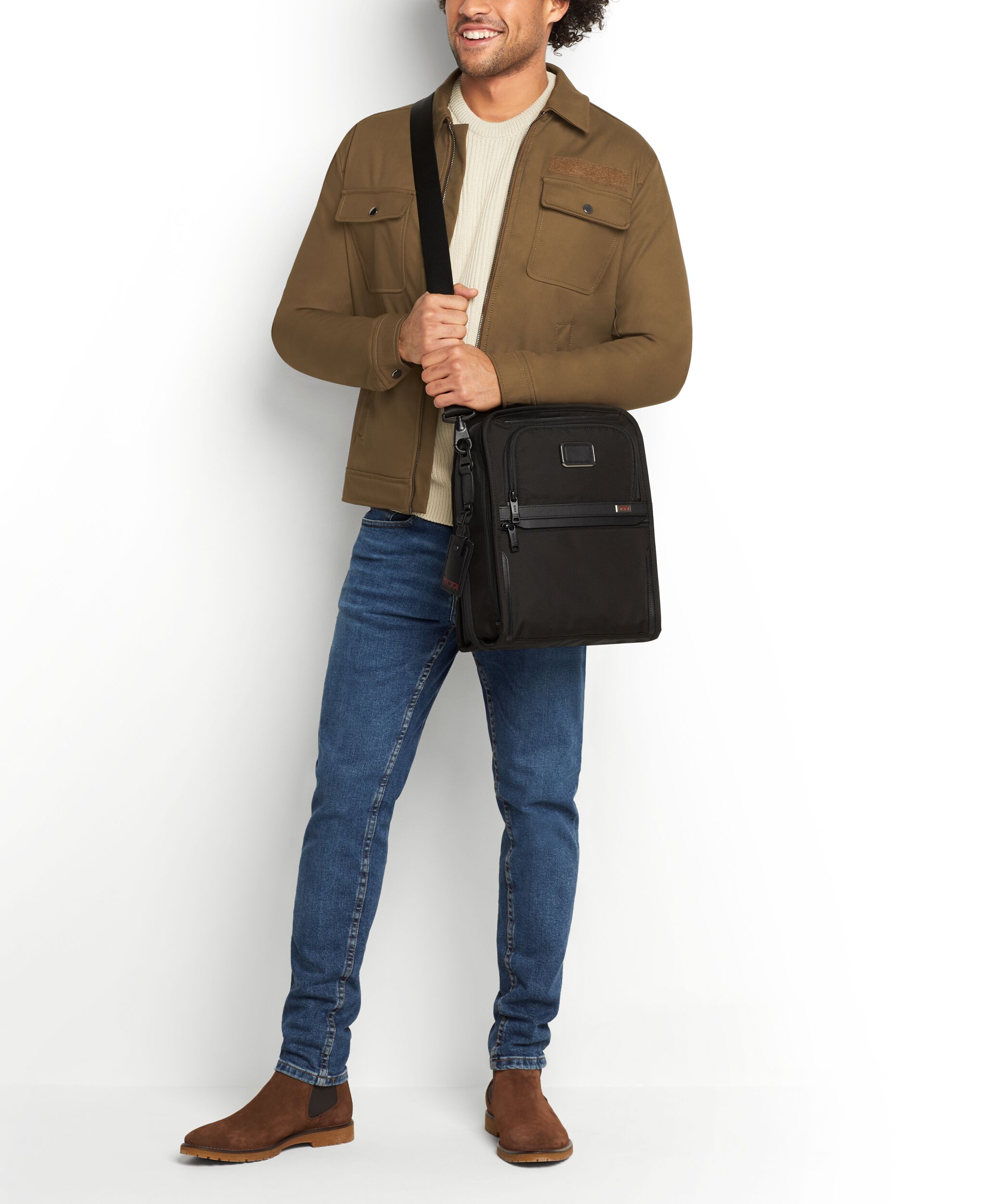 Tumi travel tote discount
