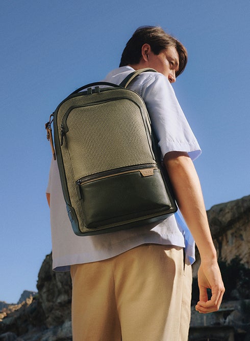 home-categories-backpack-202603