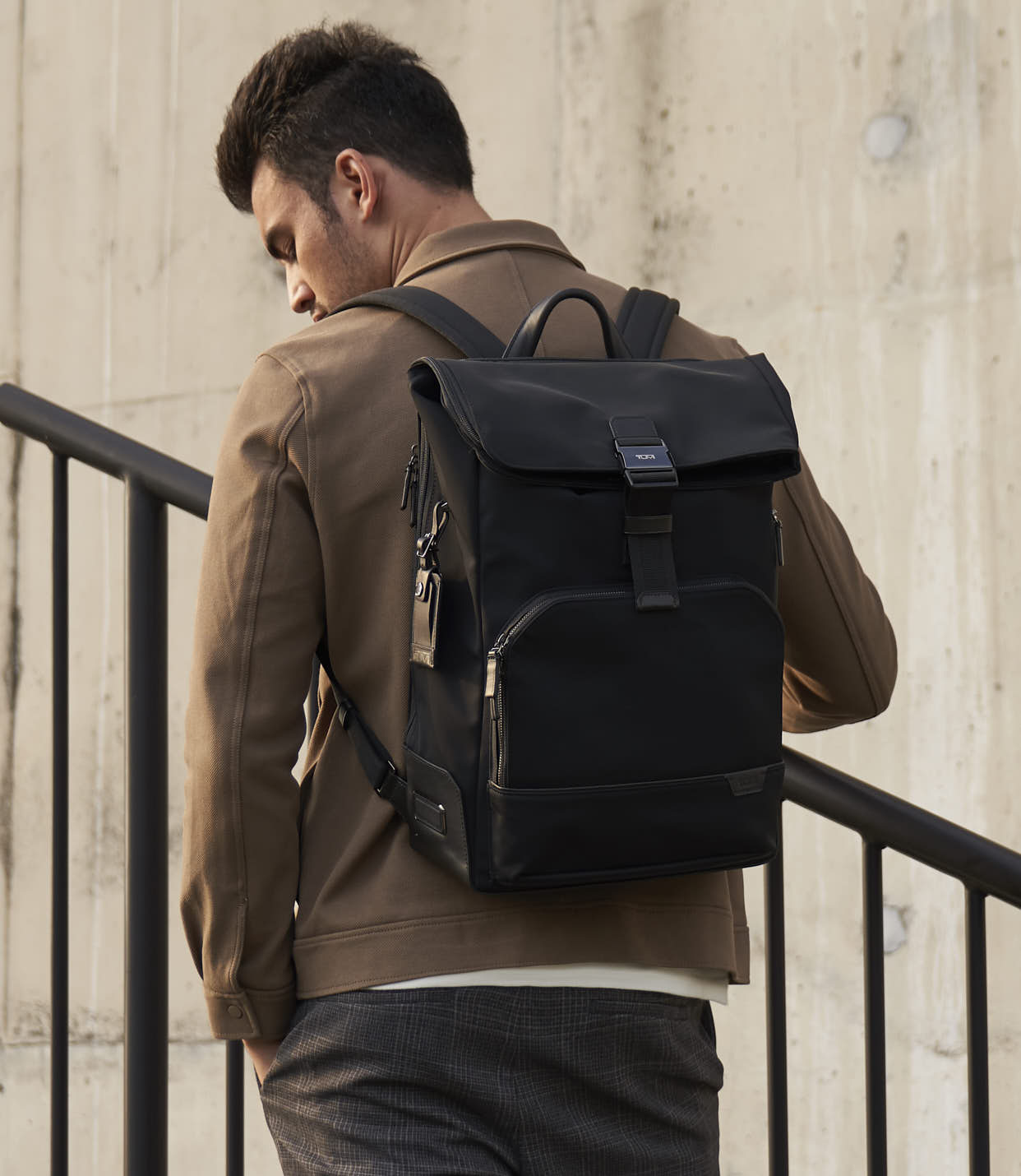 OSBORN ROLL TOP BACKPACK Black - lifestyle | Tumi Thailand