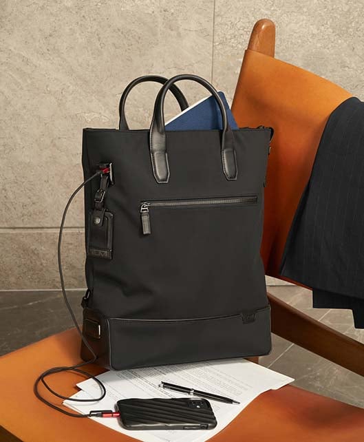 rhea michael kors bag