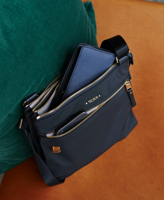 tula crossbody voyageur