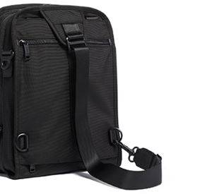 MEDIUM TRAVEL TOTE Black - USP2 | Tumi Thailand
