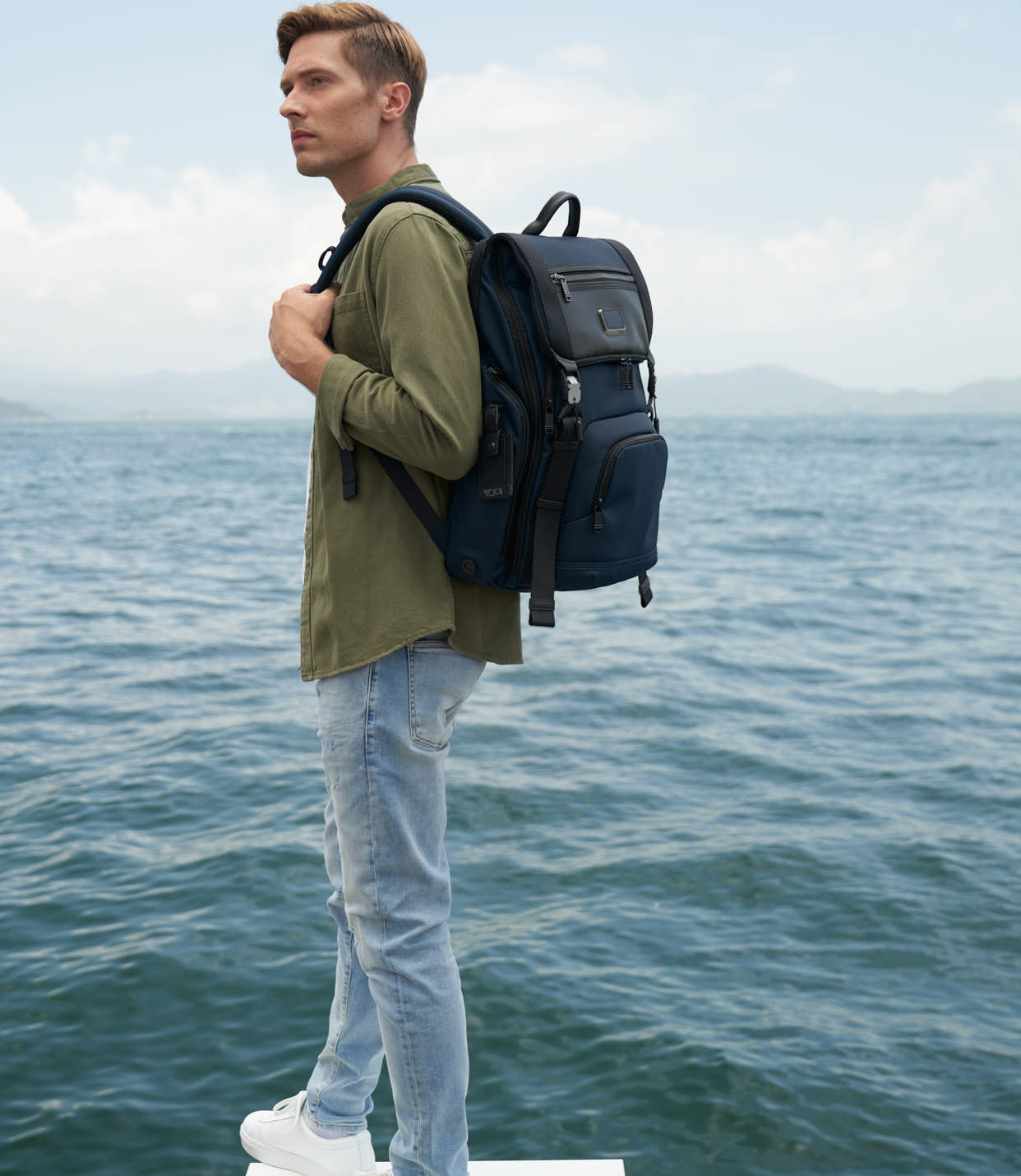 LARK BACKPACK NAVY - lifestyle | Tumi Thailand