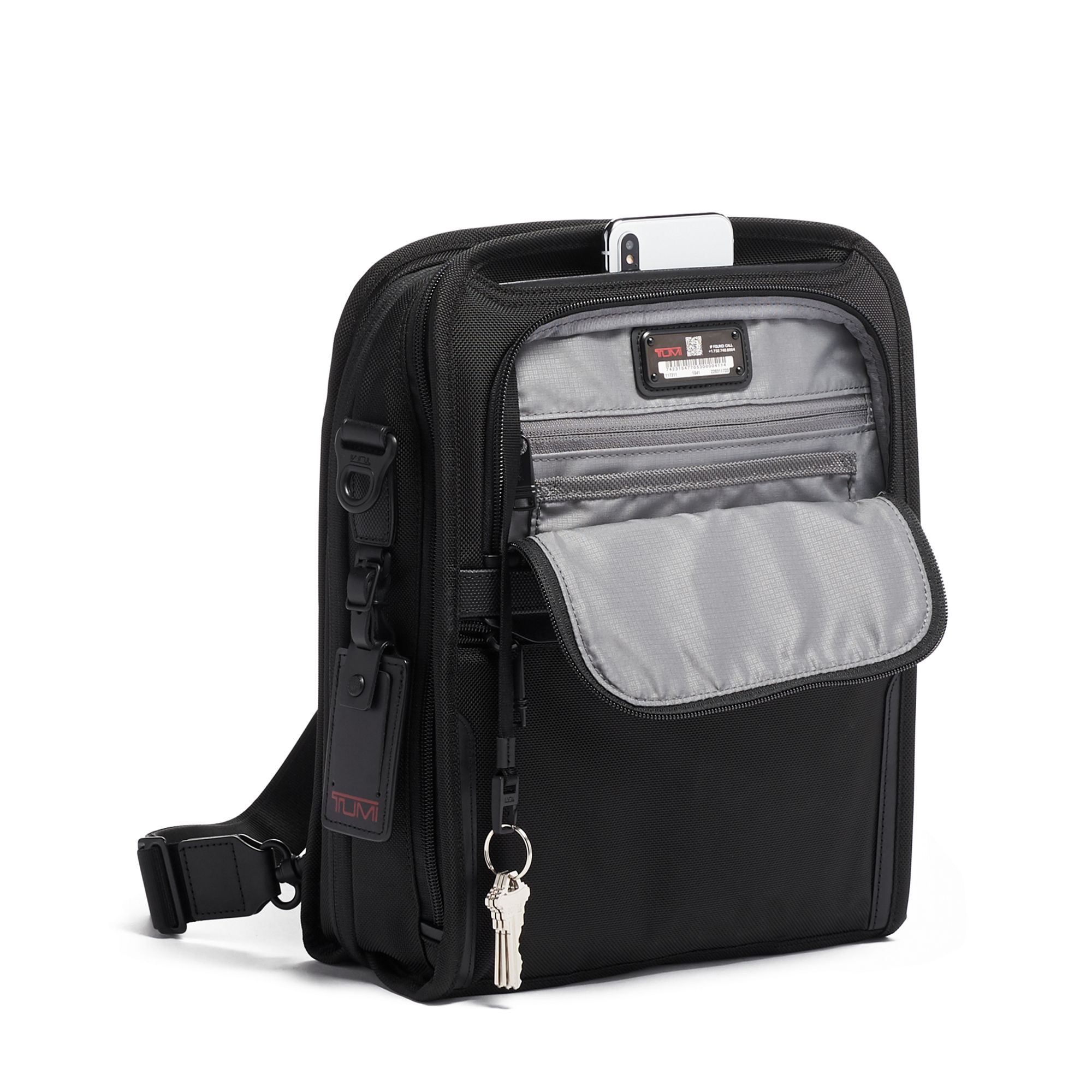 tumi large tote