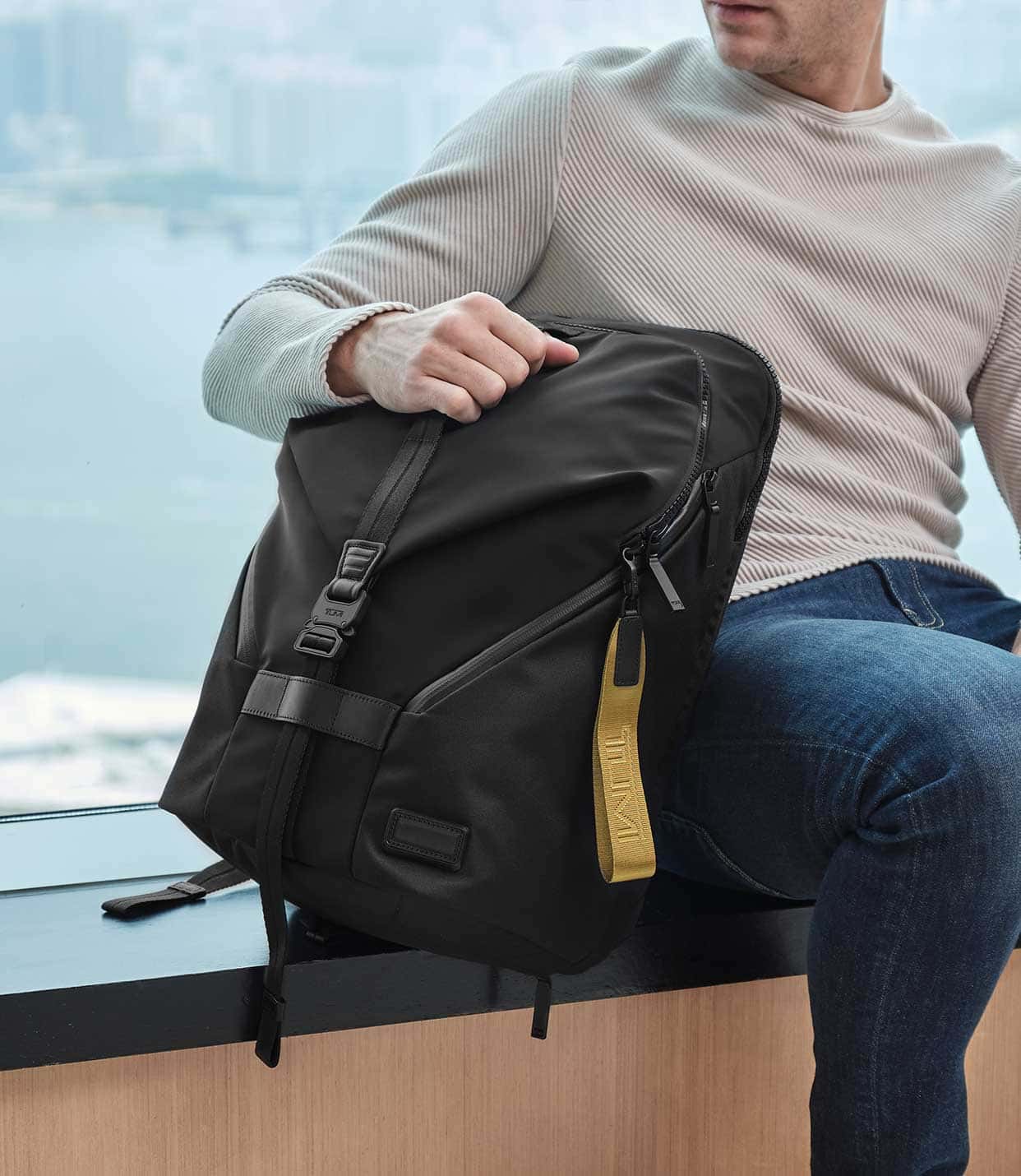 FINCH BACKPACK BLACK - lifestyle | Tumi Thailand