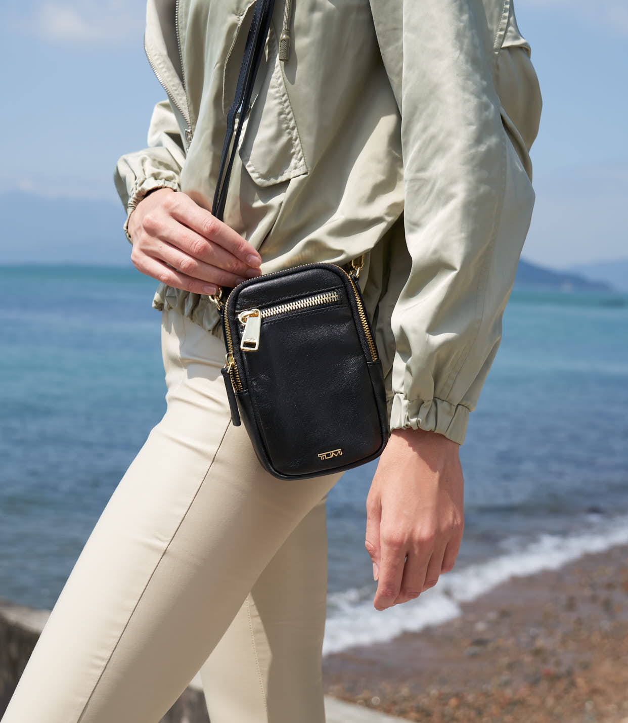 Tumi Katy Crossbody 2024 www.alhudapk