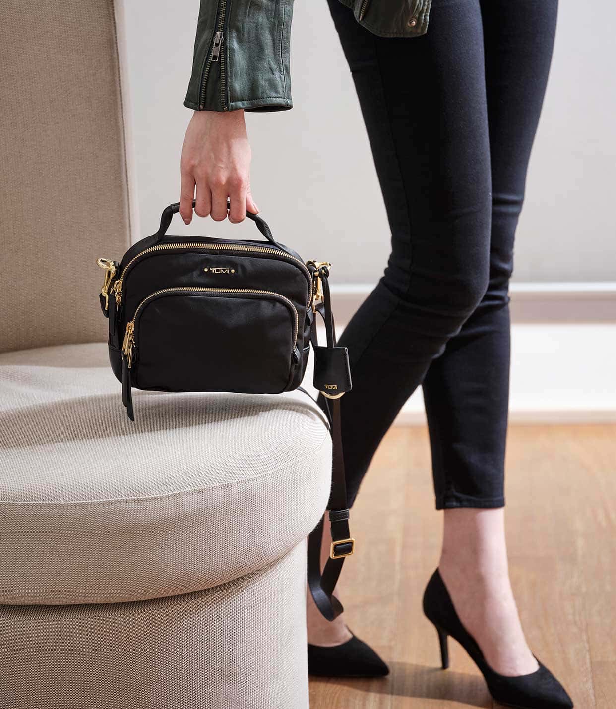 TROY CROSSBODY MIDNIGHT - lifestyle | Tumi Thailand