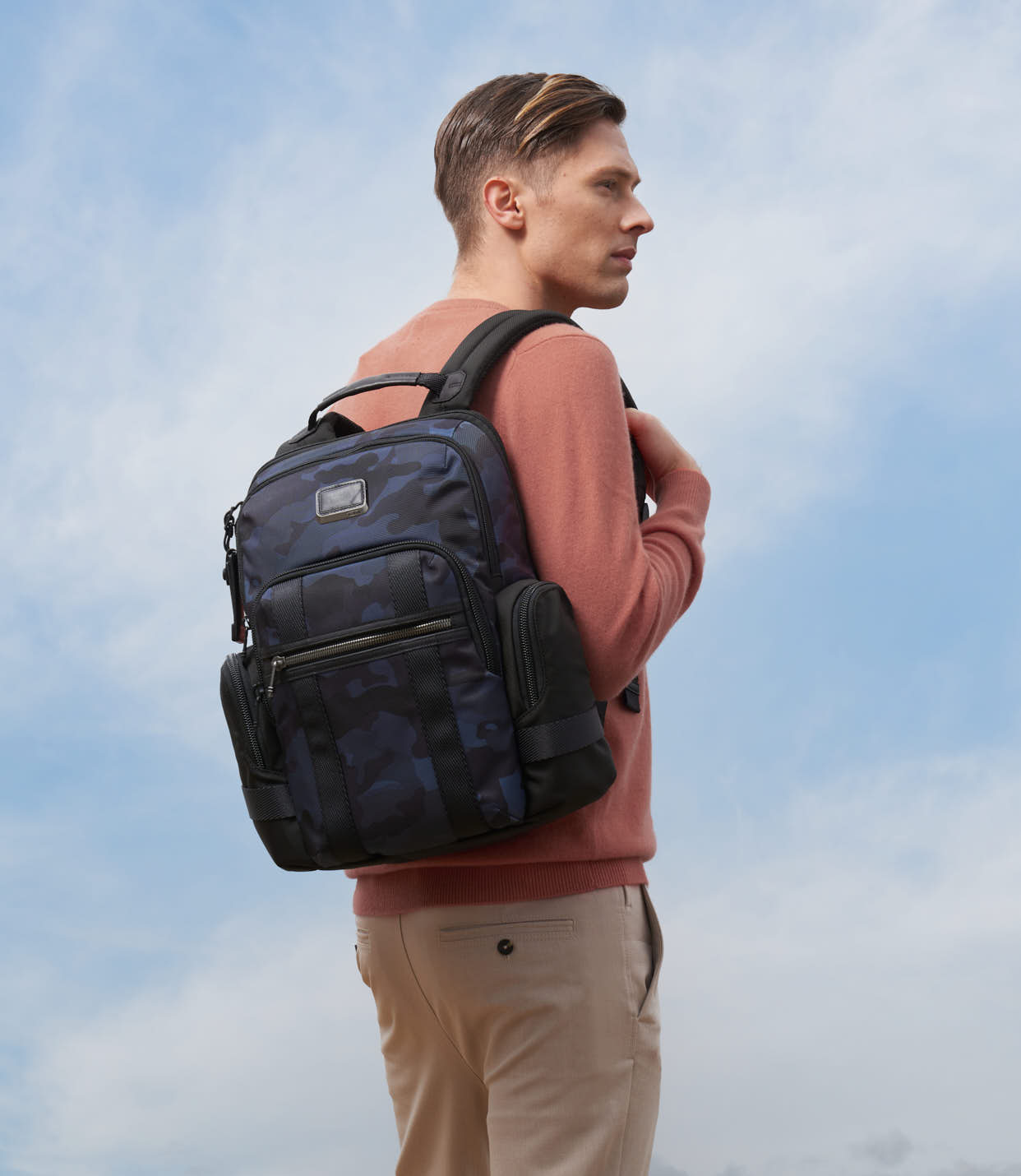 NORMAN BACKPACK Navy Camouflage - lifestyle | Tumi Thailand