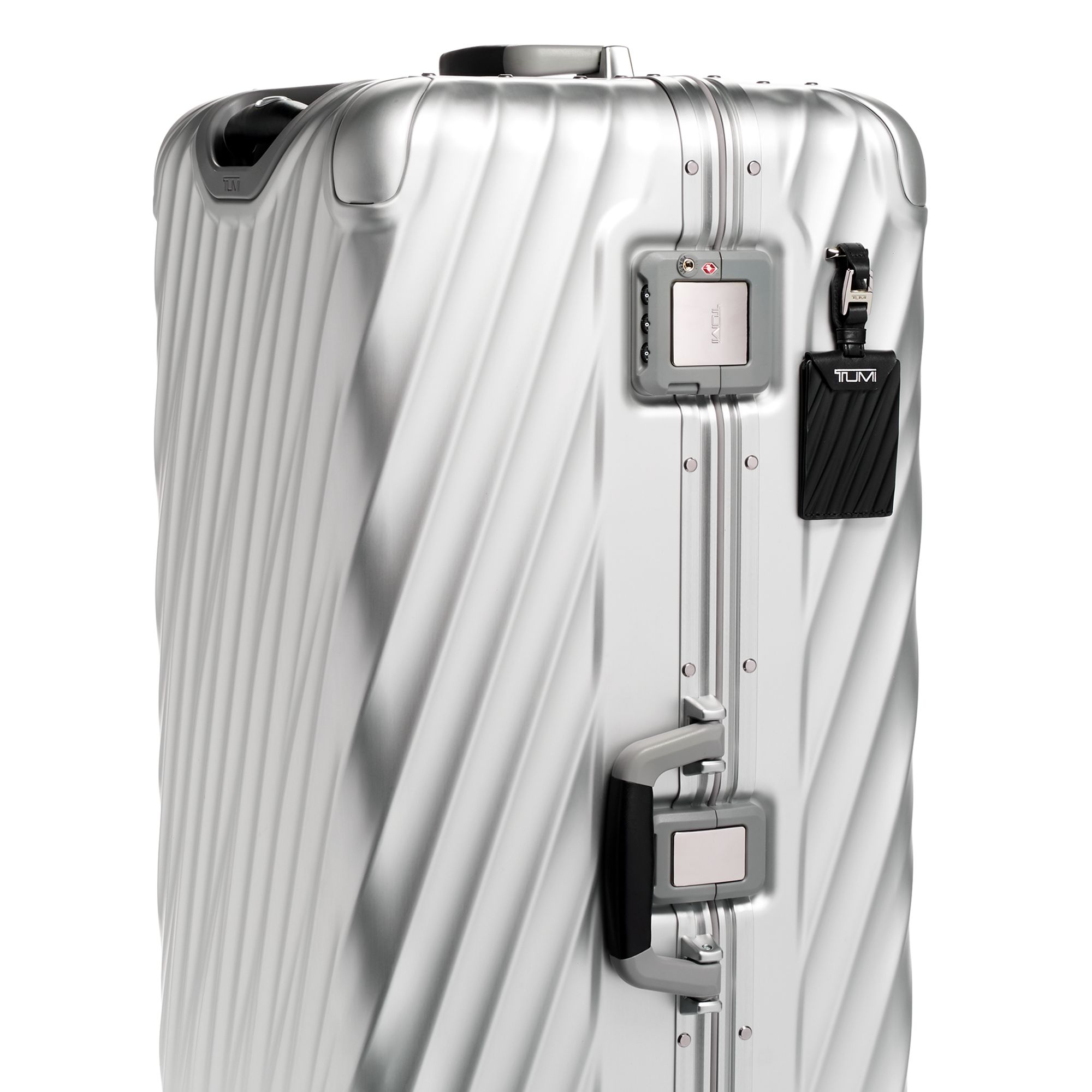 tumi rolling trunk
