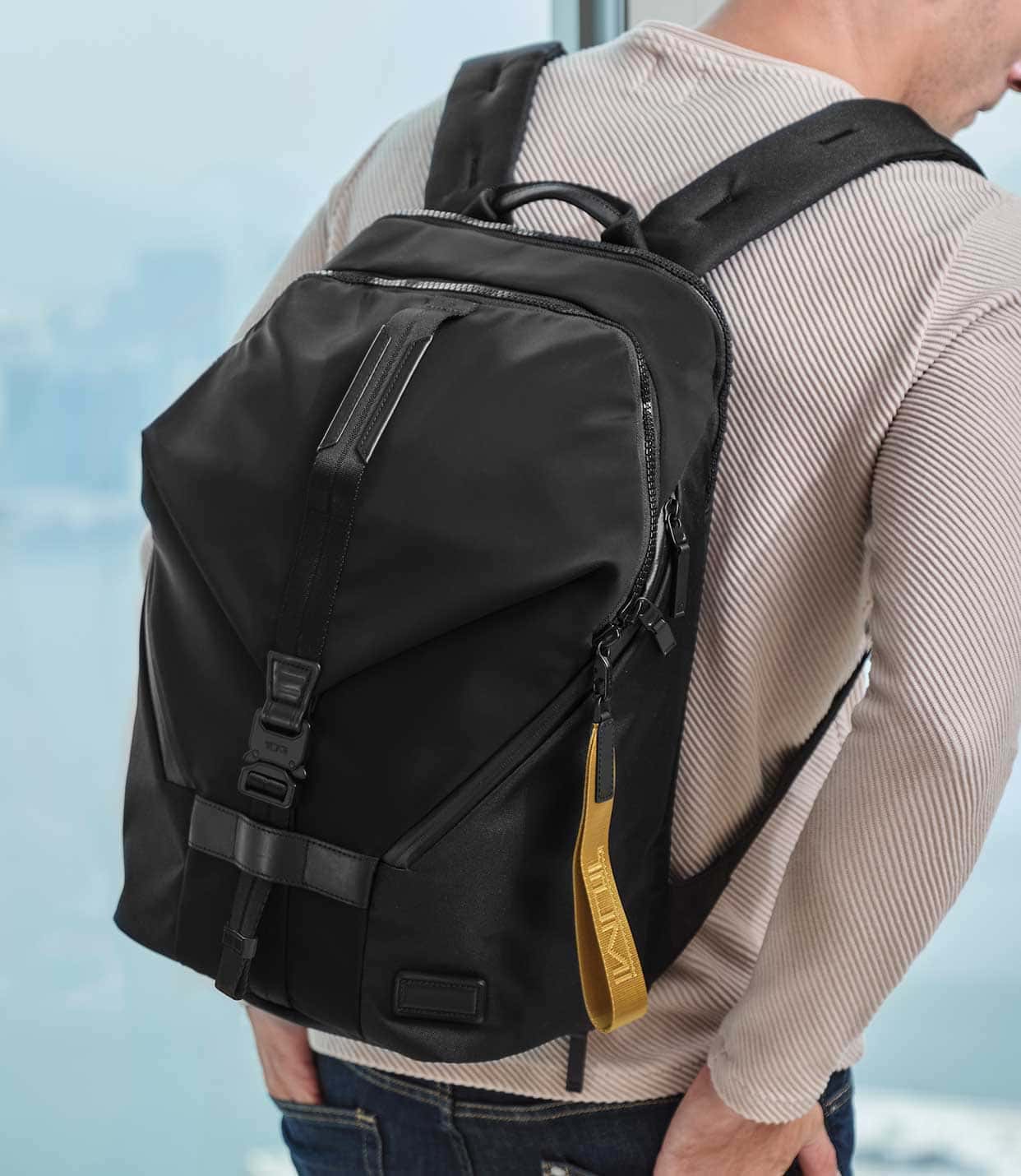 FINCH BACKPACK BLACK - lifestyle | Tumi Thailand