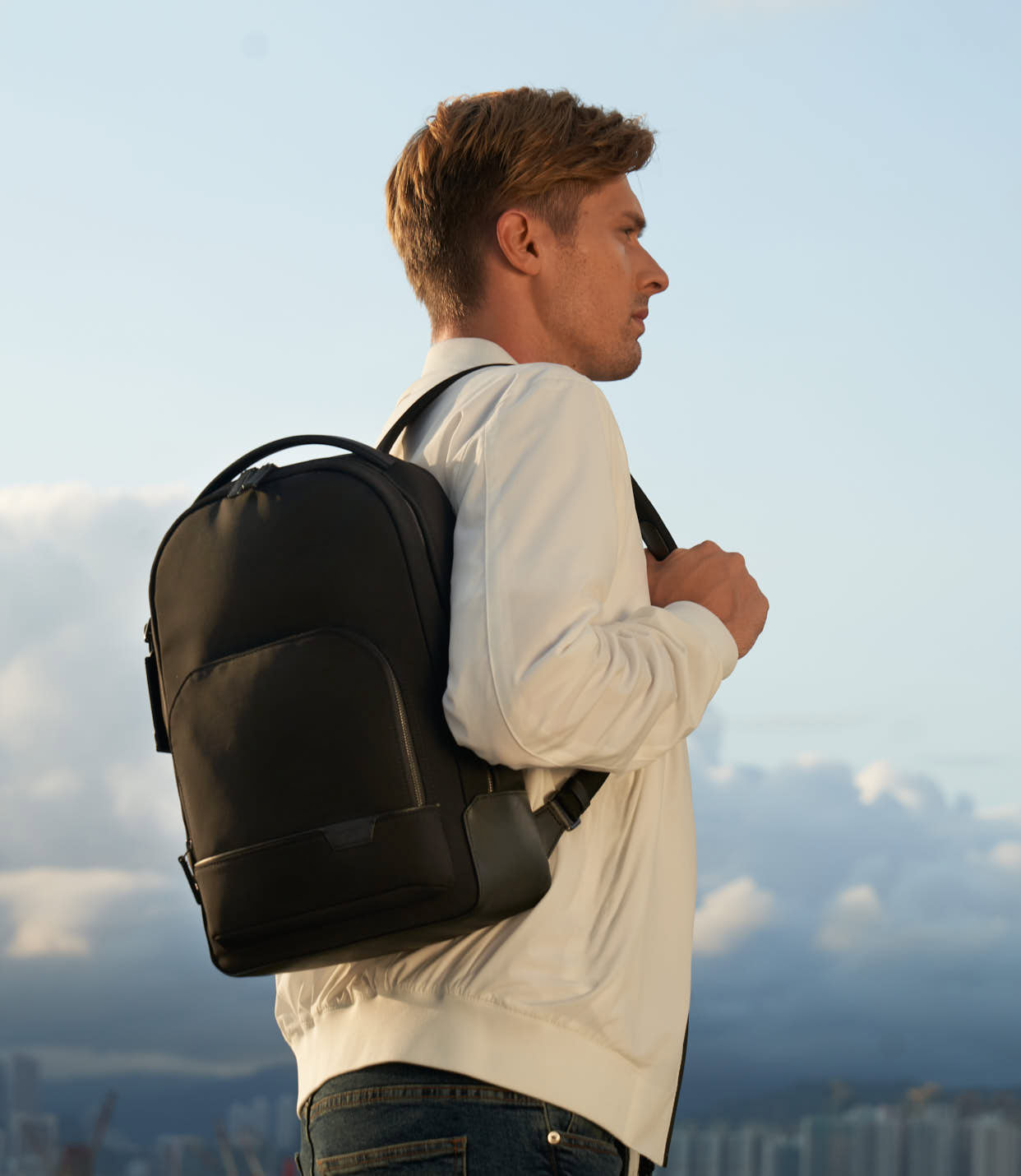 CLINTON BACKPACK BLACK - lifestyle | Tumi Thailand