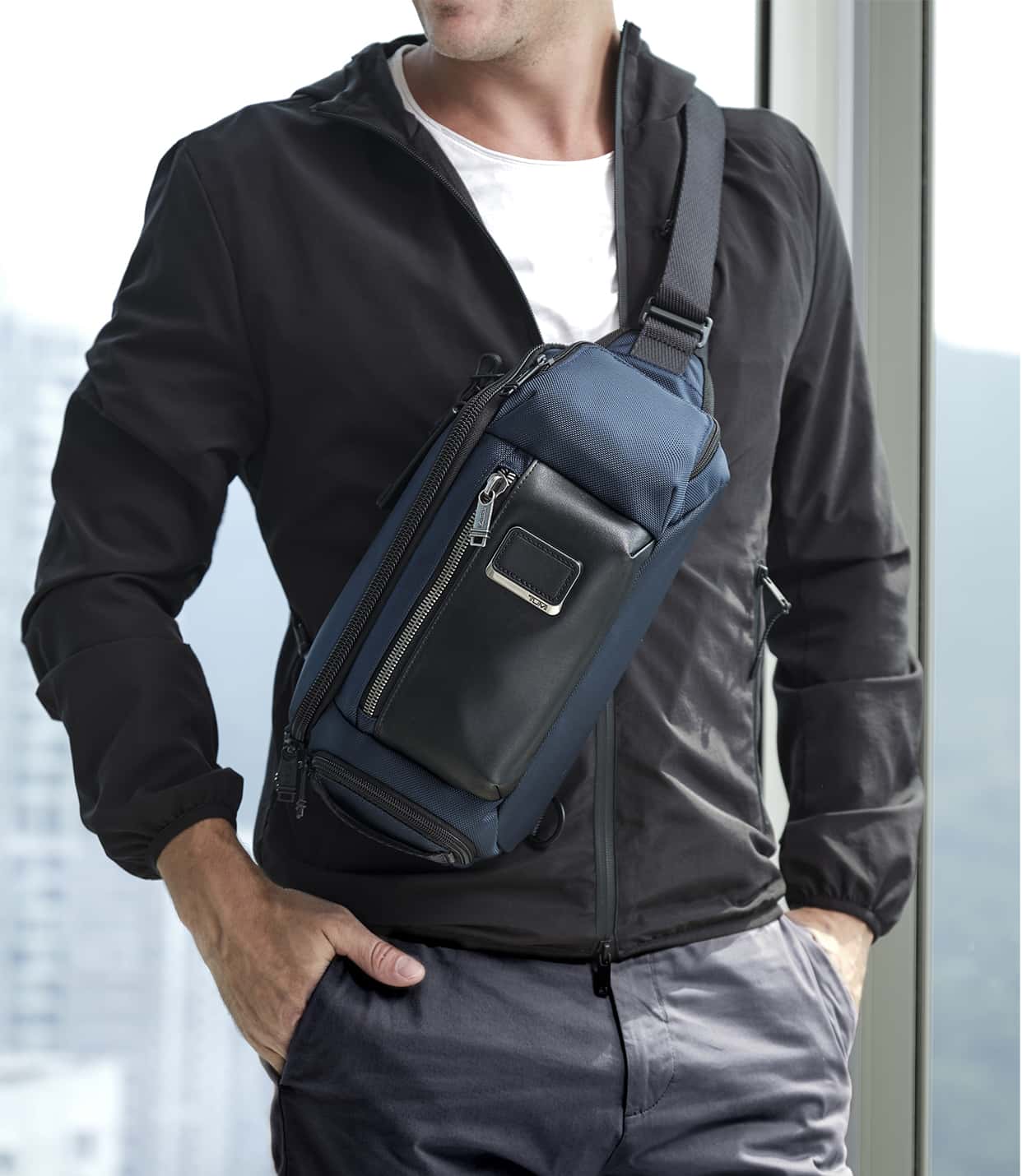 KELLEY SLING Blue - lifestyle | Tumi Thailand