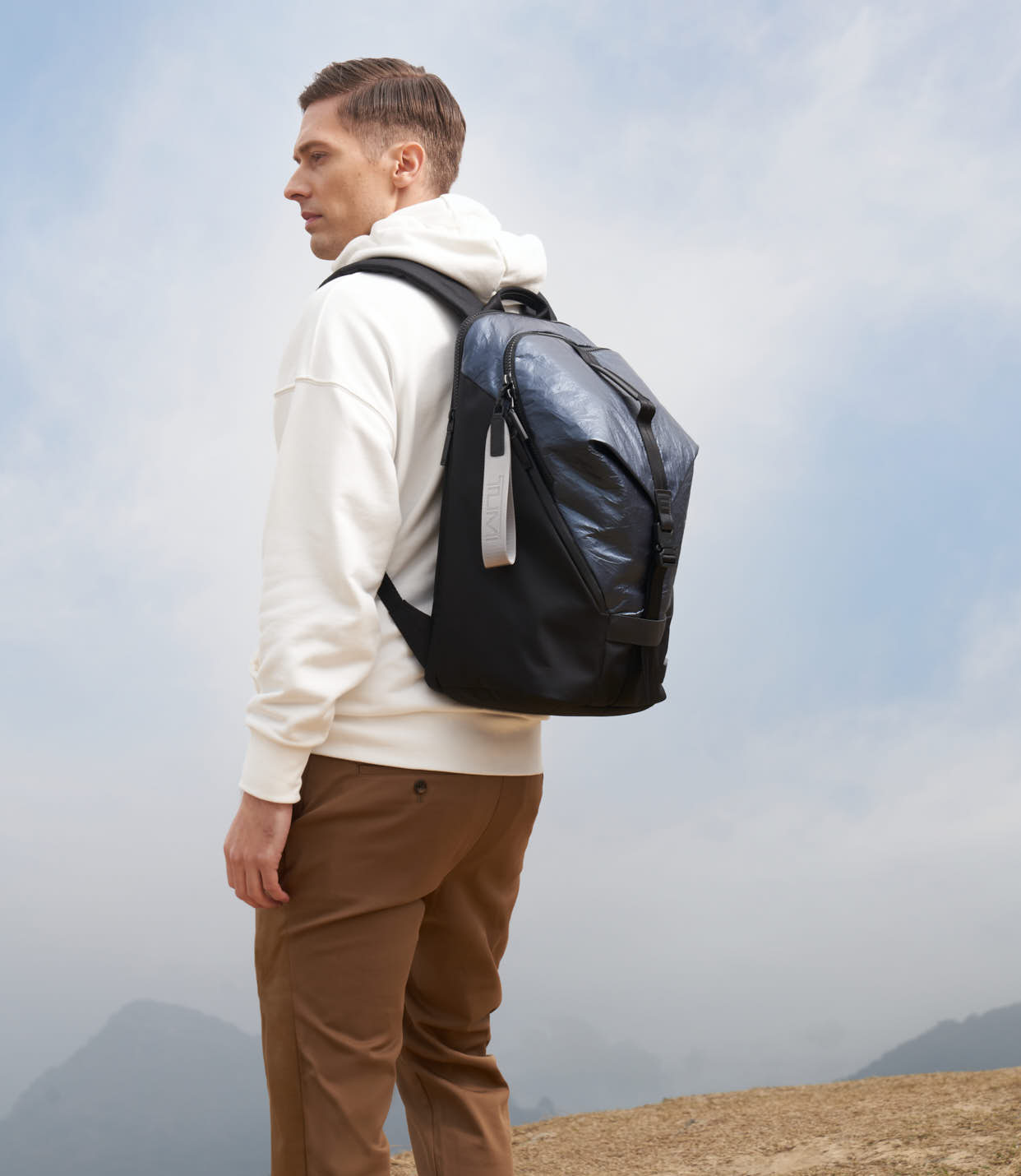 FINCH BACKPACK NAVY - lifestyle | Tumi Thailand